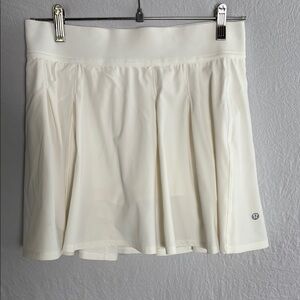 lululemon athletica White Skirt size 6